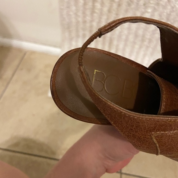 BCBG peep toe sling backs❤️ - Picture 3 of 6